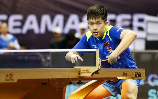 高尔夫在中 高尔夫在中